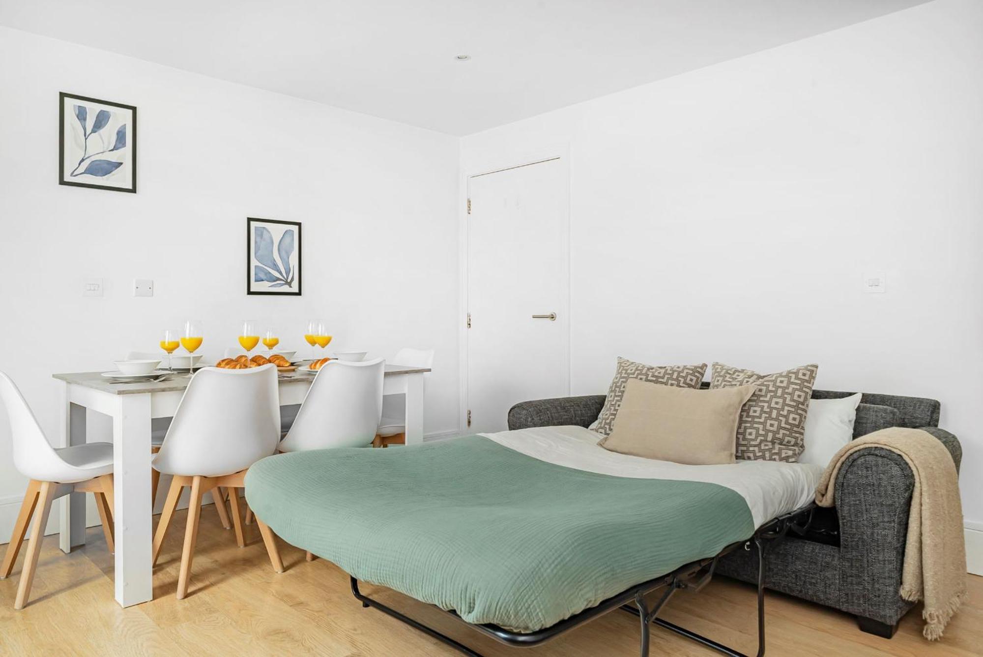 King'S Cross - 2Br With Terrace - Cityapartmentstay 런던 외부 사진