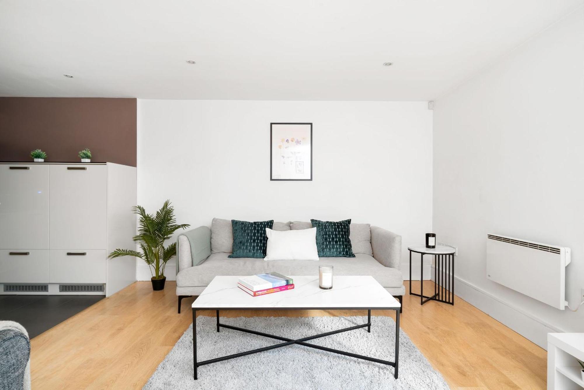 King'S Cross - 2Br With Terrace - Cityapartmentstay 런던 외부 사진